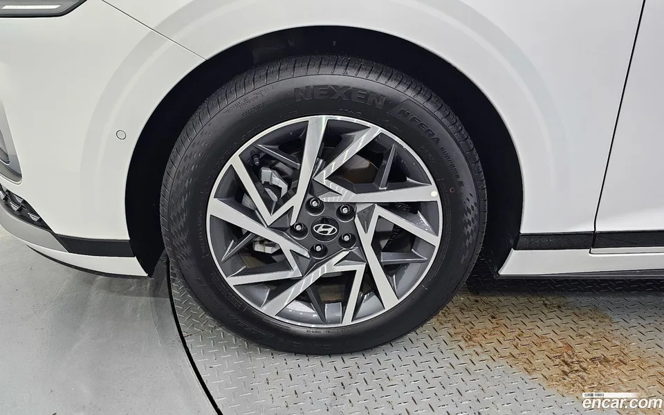 Hyundai Grandeur 2.5 2WD 2025 — thumbnail 2