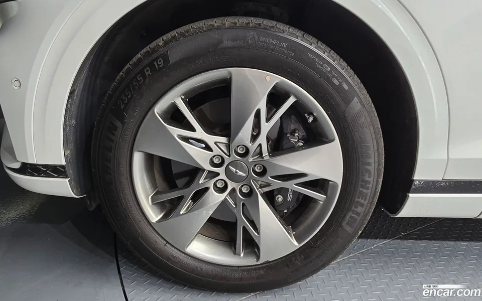 Genesis GV70 2.5T 2WD 2022 — thumbnail 2