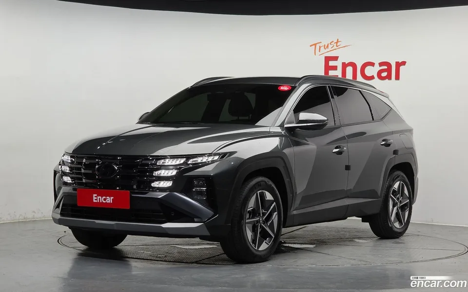 Hyundai Tucson NX4 1.6 2WD 2025 — photo 1, buy with delivery to Moscow