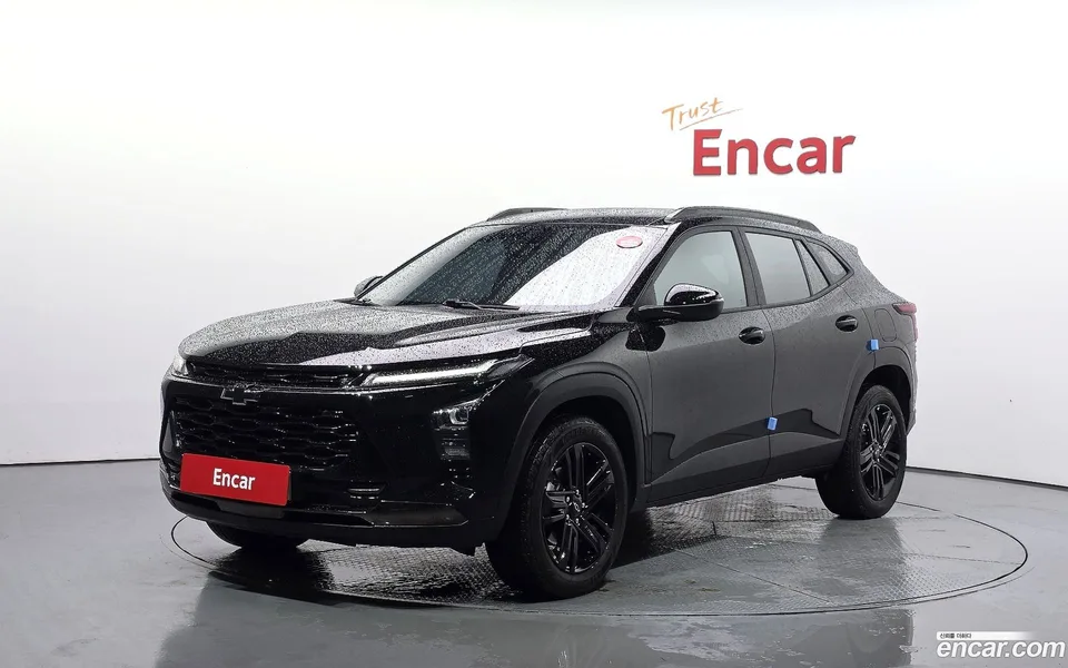 Chevrolet Trax Crossover 1.2 ACTIV 2023 — photo 1, buy with delivery to Moscow
