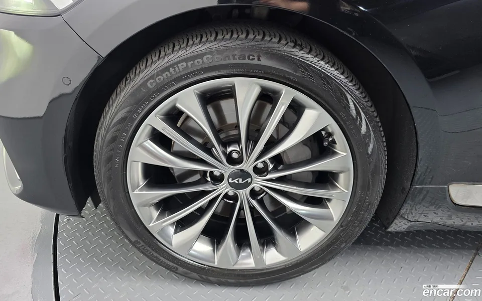 Kia K9 3.8 GDI AWD 2024 — миниатюра 5