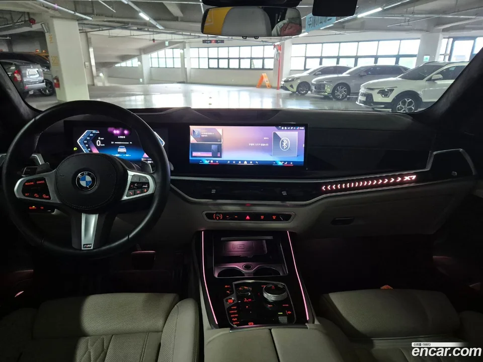 BMW X7 xDrive 40i M 6 2023 — thumbnail 2