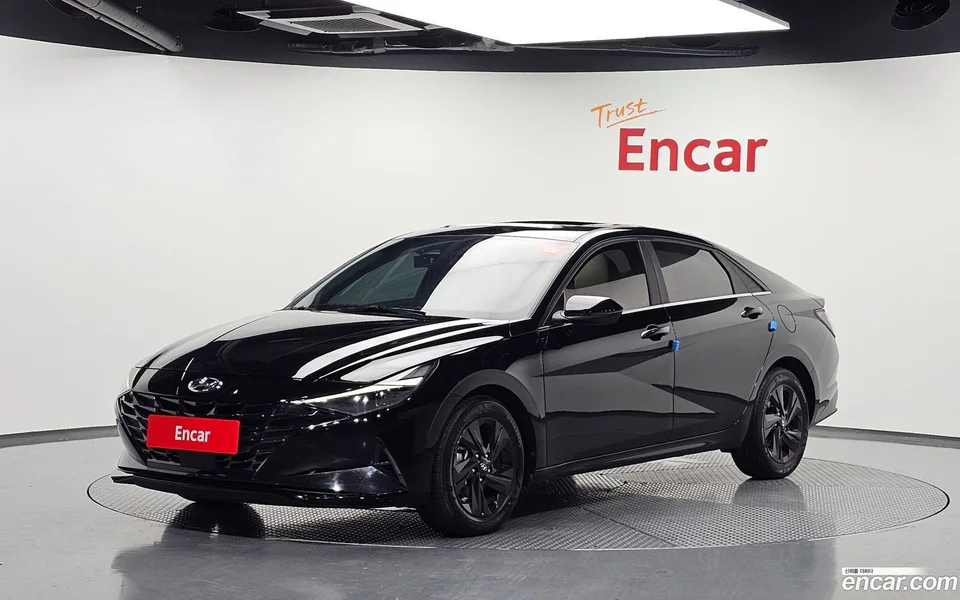Hyundai Avante 1.6 2022 — photo 1, buy with delivery to Moscow