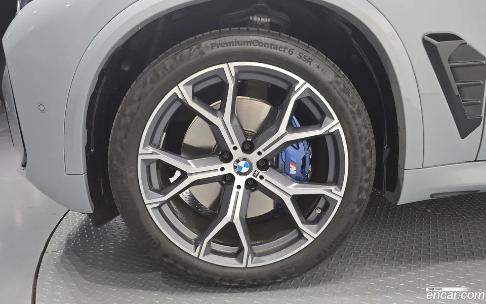 BMW X5 xDrive 40i M 2025 — thumbnail 5