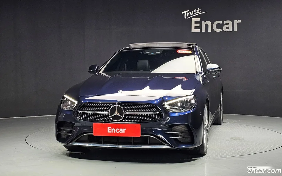 Mercedes-Benz E-Class E350 4MATIC AMG Line 2022 — thumbnail 3