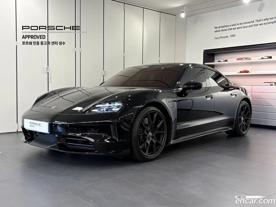 Porsche Taycan GTS 2026 — photo 1, buy with delivery to Moscow