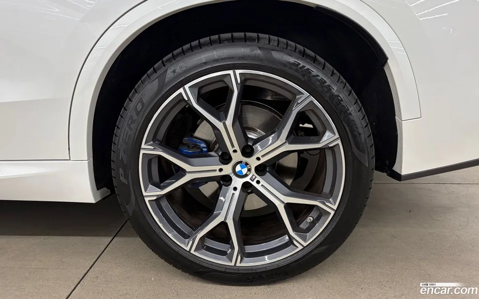 BMW X5 xDrive 40i M 2026 — thumbnail 2
