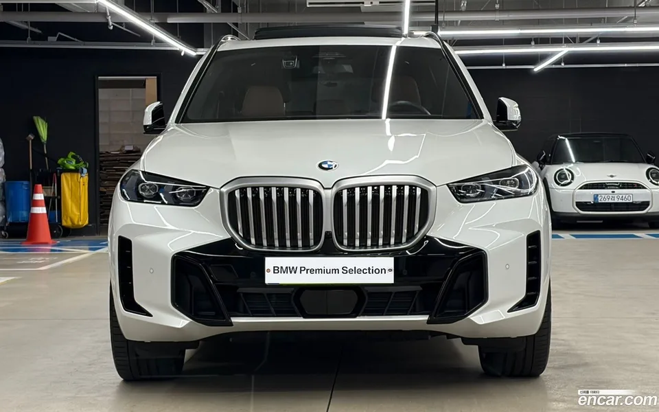 BMW X5 xDrive 40i M 2026 — thumbnail 3