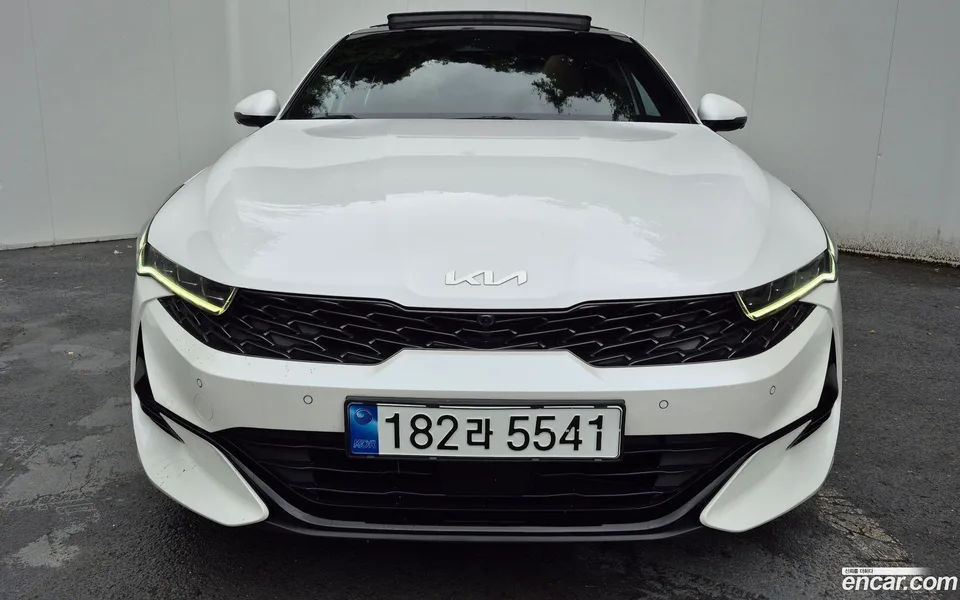 Kia K5 2.0 2022 — thumbnail 3