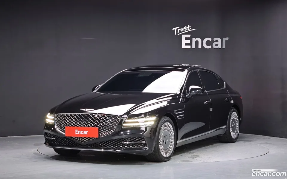 Genesis G80 2.5 AWD 2023 — photo 1, buy with delivery to Moscow