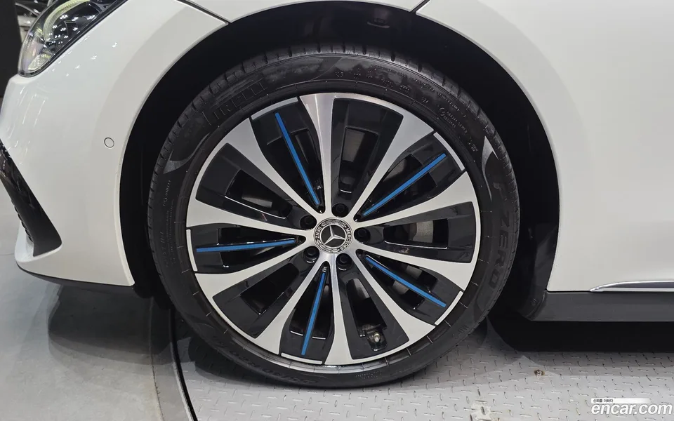 Mercedes-Benz EQE EQE350+ 2023 — thumbnail 2