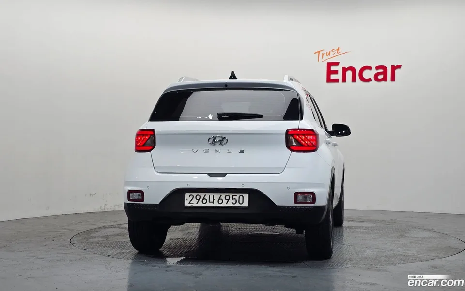 Hyundai Venue 1.6 2023 — thumbnail 4
