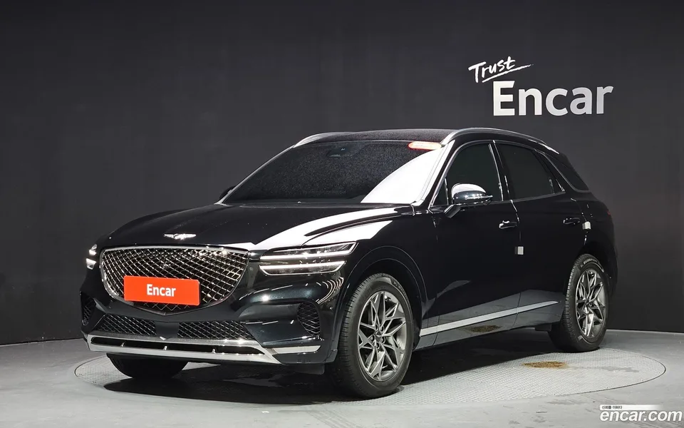 Genesis GV70 2.5T 2WD 2022 — photo 1, buy with delivery to Moscow
