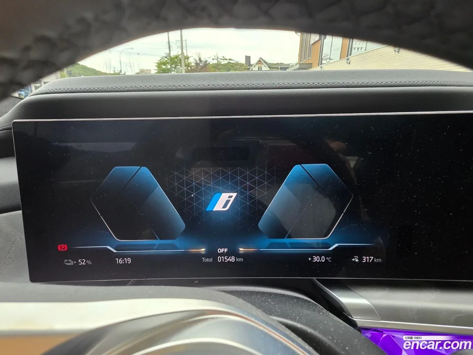 BMW i7 xDrive 60 2026 — thumbnail 4