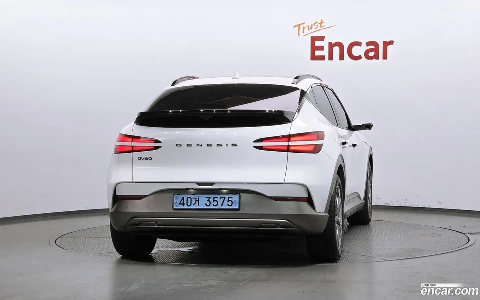 Genesis GV60 2022 — миниатюра 4