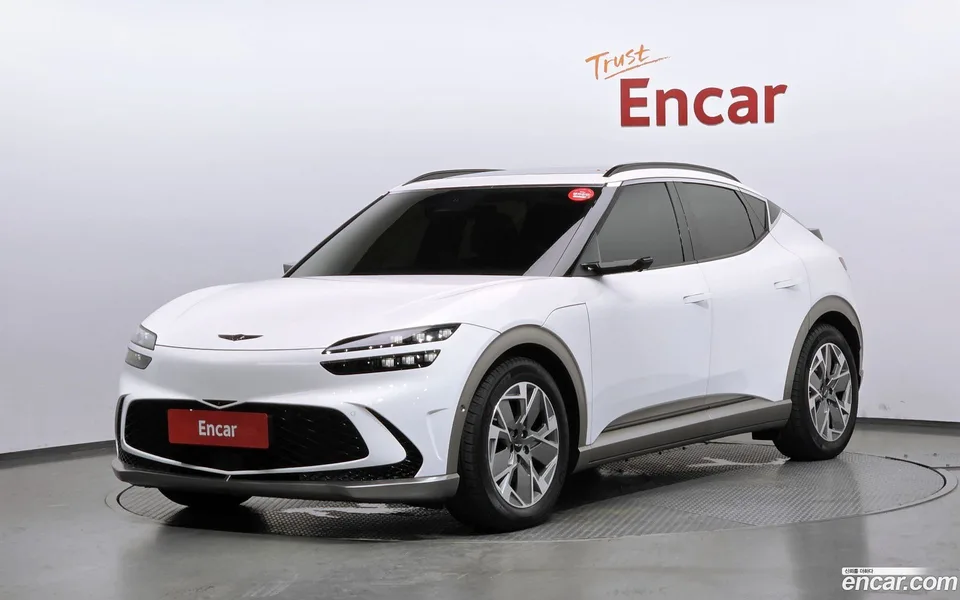 Genesis GV60 2022 — фото 1, купить с доставкой в Москву