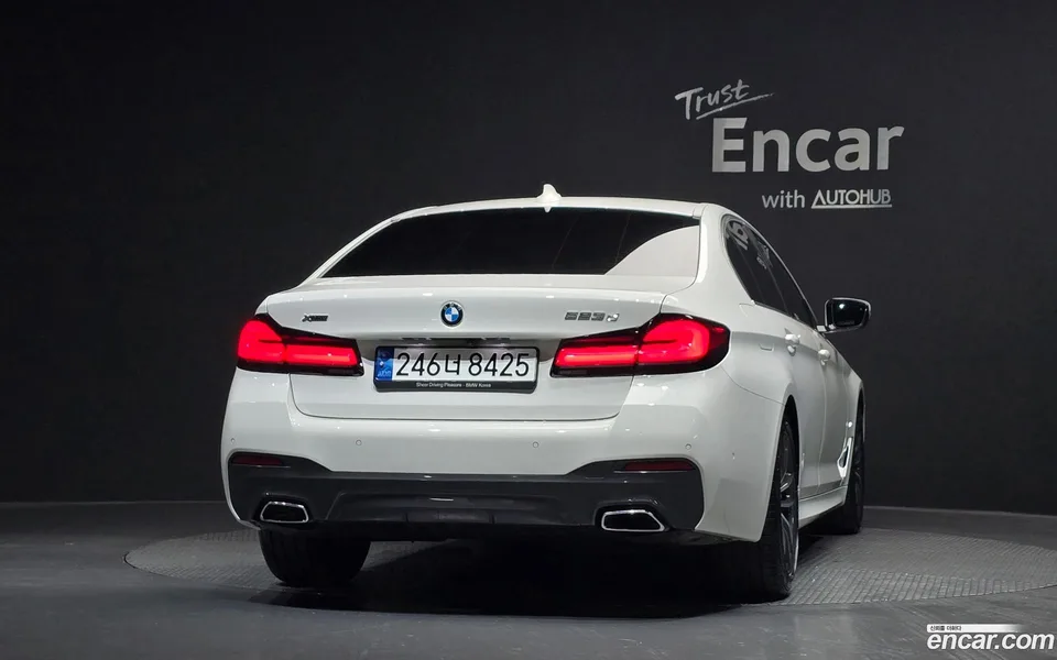 BMW 5 Series 523d xDrive M 2022 — thumbnail 4