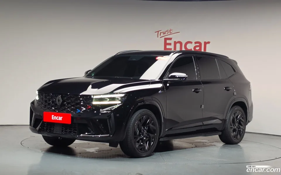 Renault Samsung Grand Koleos 1.5 E-TECH 2WD 2025 — photo 1, buy with delivery to Moscow