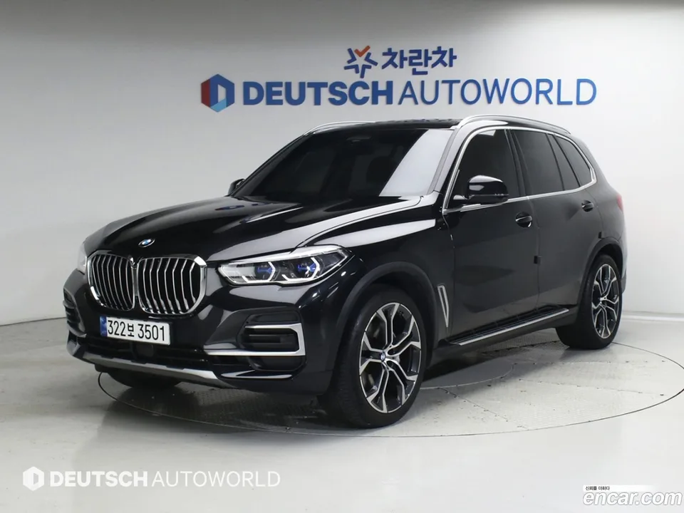 BMW X5 xDrive 30d xLine 2023 — фото 1, купить с доставкой в Москву