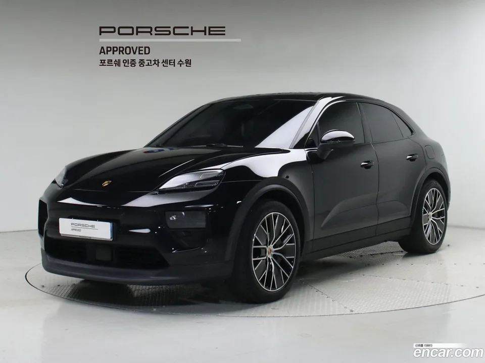 Porsche Macan Electric 4S 2025 — photo 1, buy with delivery to Moscow