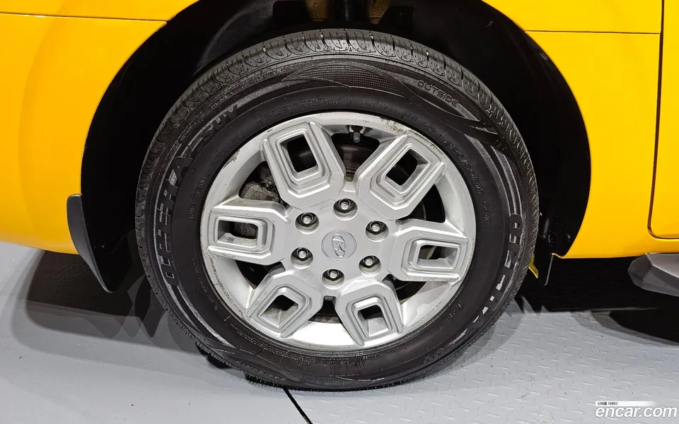 Hyundai Staria 4WD 11 2022 — thumbnail 5