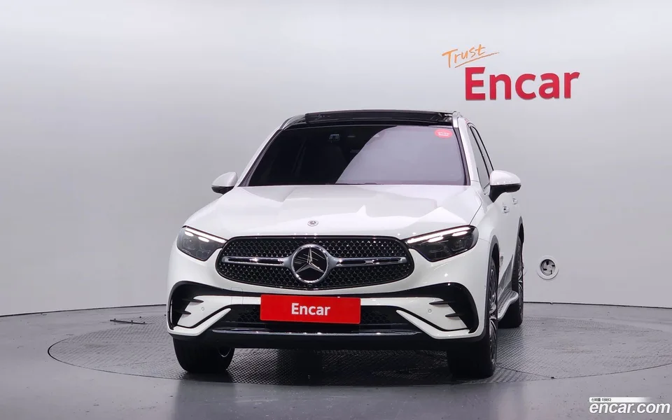 Mercedes-Benz GLC-Class GLC300 4MATIC AMG Line 2024 — thumbnail 3