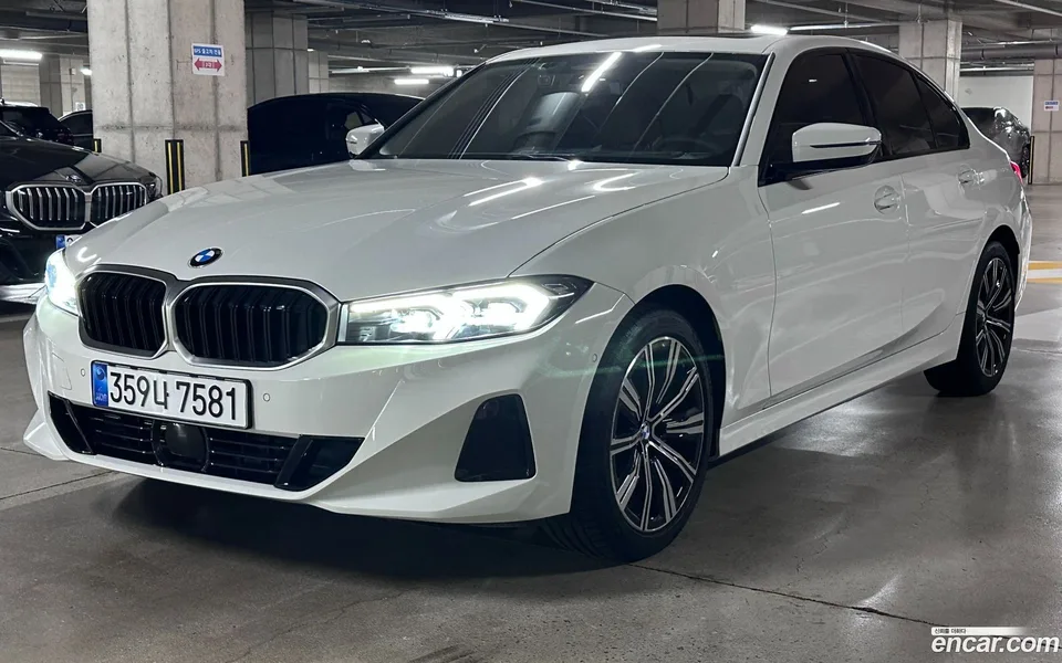 BMW 3 Series 320i 2025 — фото 1, купить с доставкой в Москву