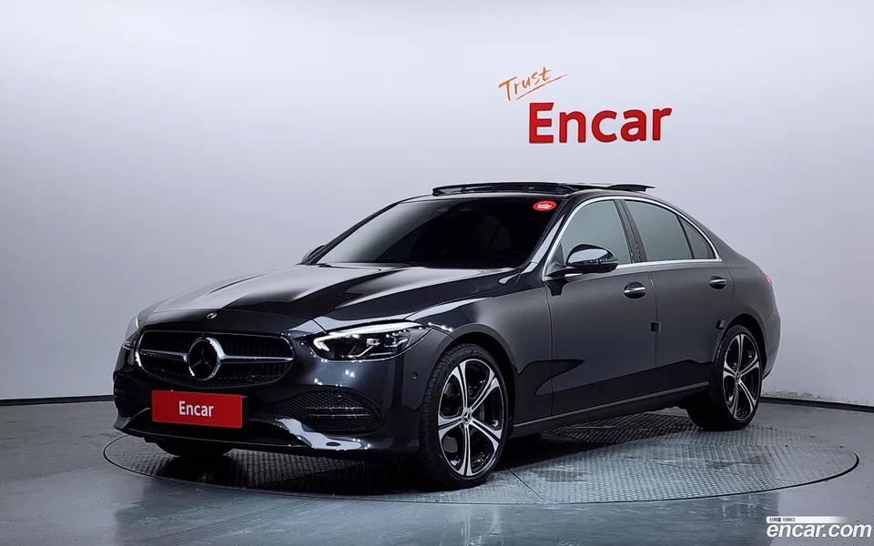 Mercedes-Benz C-Class C300 4MATIC 2023 — фото 1, купить с доставкой в Москву