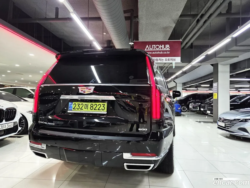 Cadillac Escalade 6.2 2025 — thumbnail 3