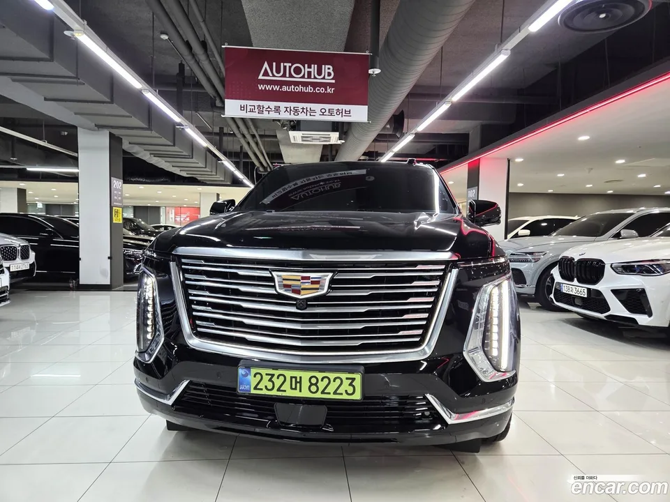 Cadillac Escalade 6.2 2025 — photo 1, buy with delivery to Moscow