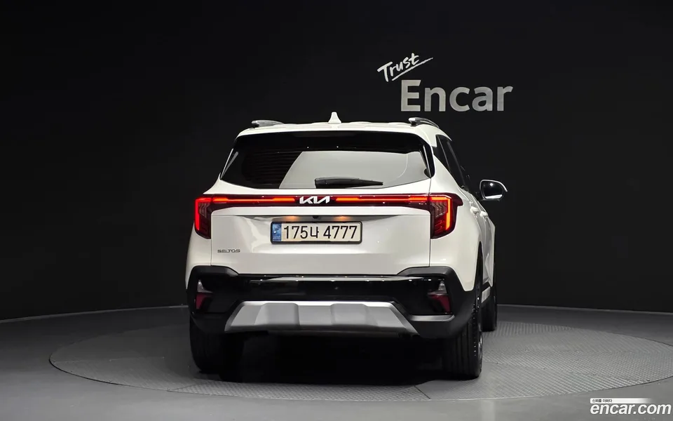 Kia Seltos 1.6 2WD 2023 — thumbnail 4