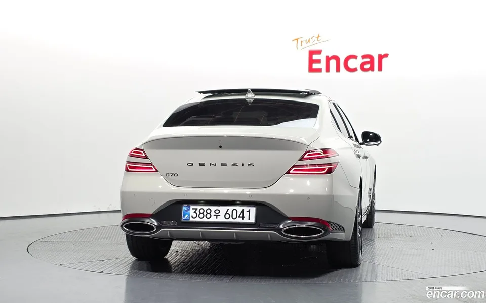 Genesis G70 2.5T 2WD 2025 — thumbnail 4