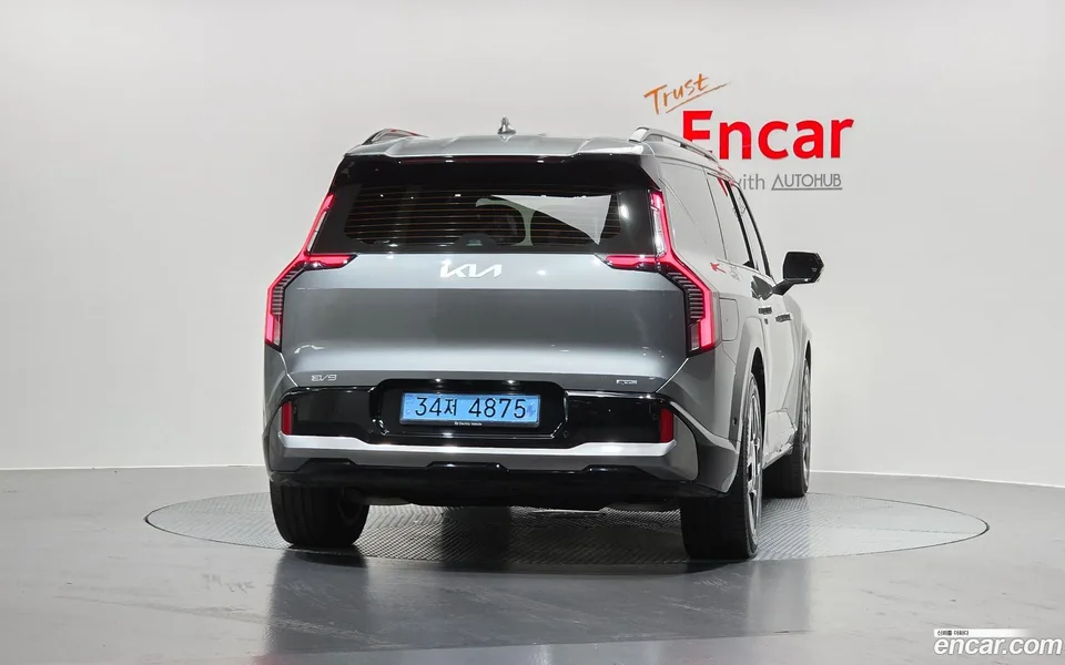 Kia EV9 4WD 2025 — thumbnail 4