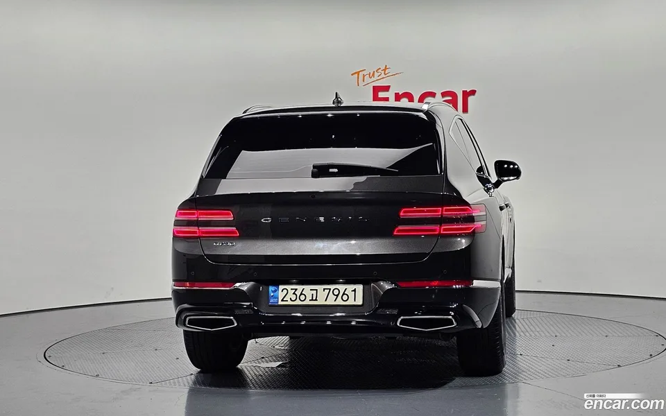 Genesis GV80 2.5T 2WD 2023 — миниатюра 4
