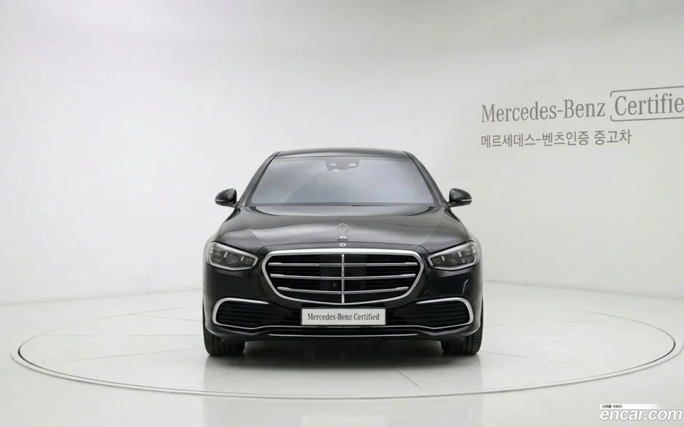 Mercedes-Benz S-Class S580L 4MATIC 2025 — thumbnail 3