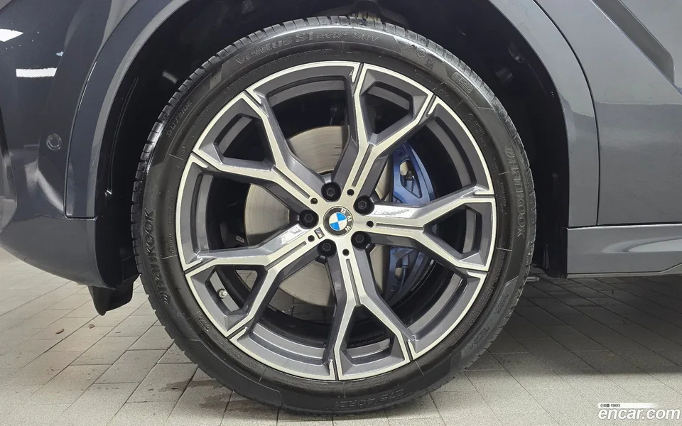 BMW X6 xDrive40i M 2022 — thumbnail 5