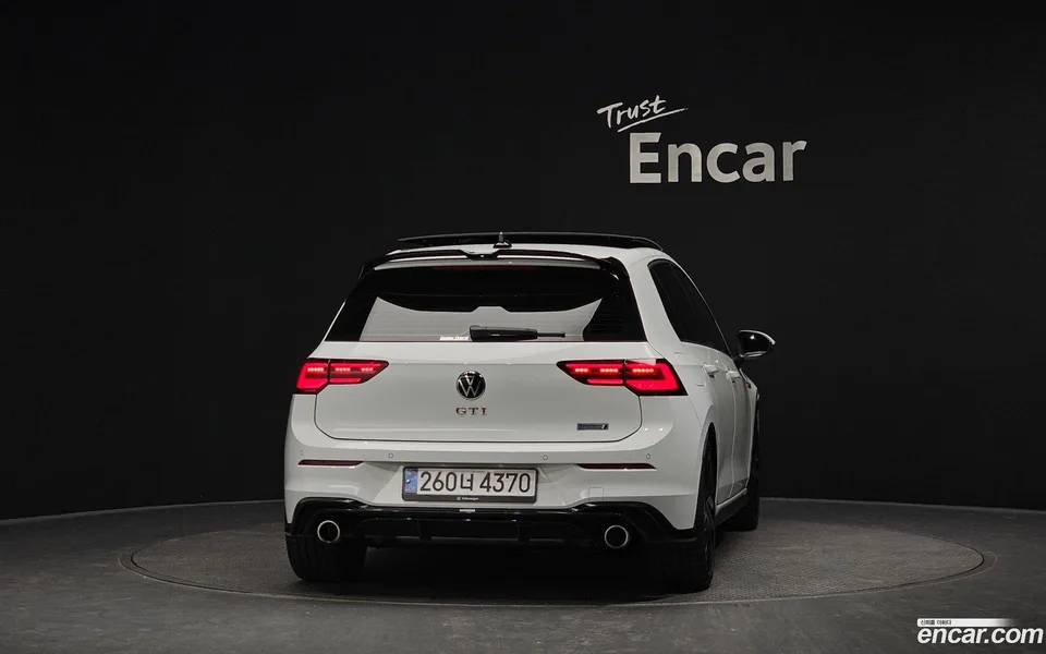 Volkswagen Golf 2.0 GTI 2024 — миниатюра 4