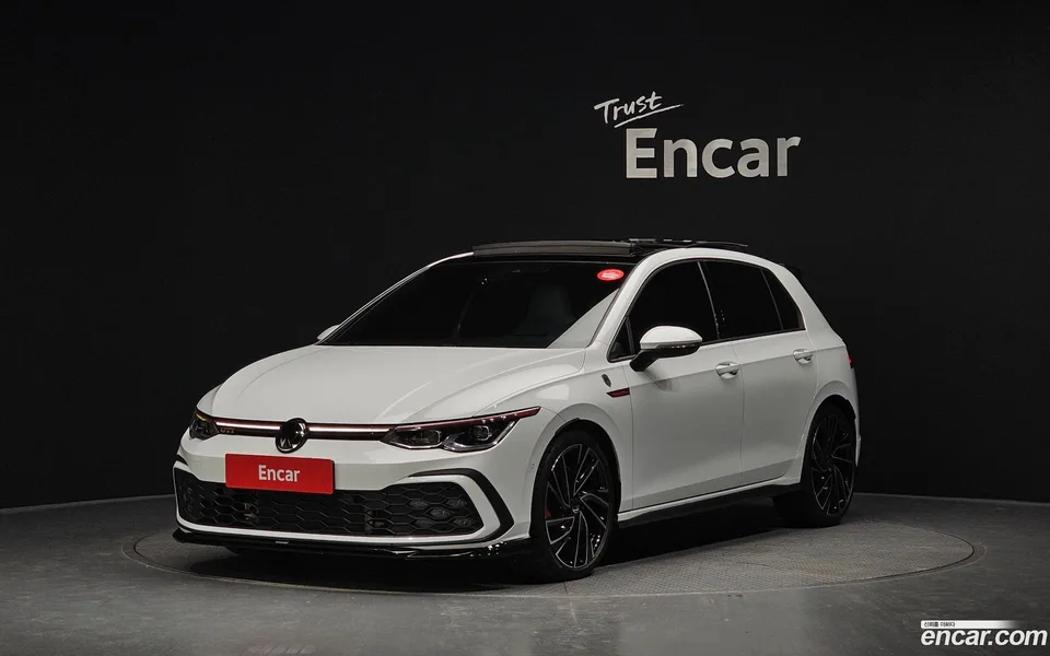 Volkswagen Golf 2.0 GTI 2024 — фото 1, купить с доставкой в Москву