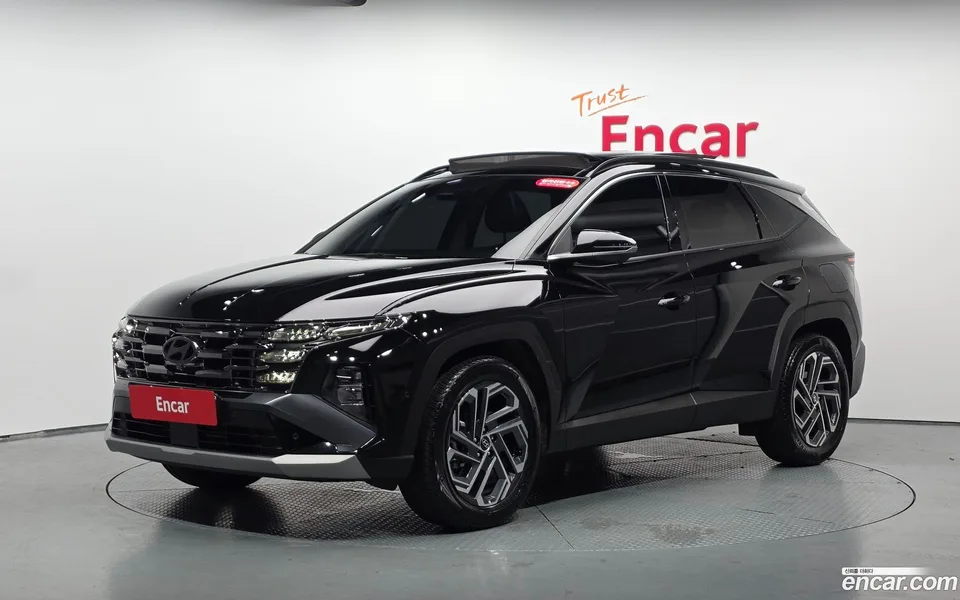 Hyundai Tucson NX4 1.6 2WD 2024 — photo 1, buy with delivery to Moscow