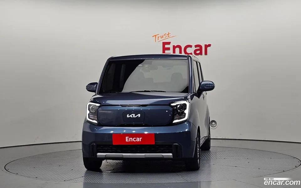 Kia Ray EV 2023 — thumbnail 3