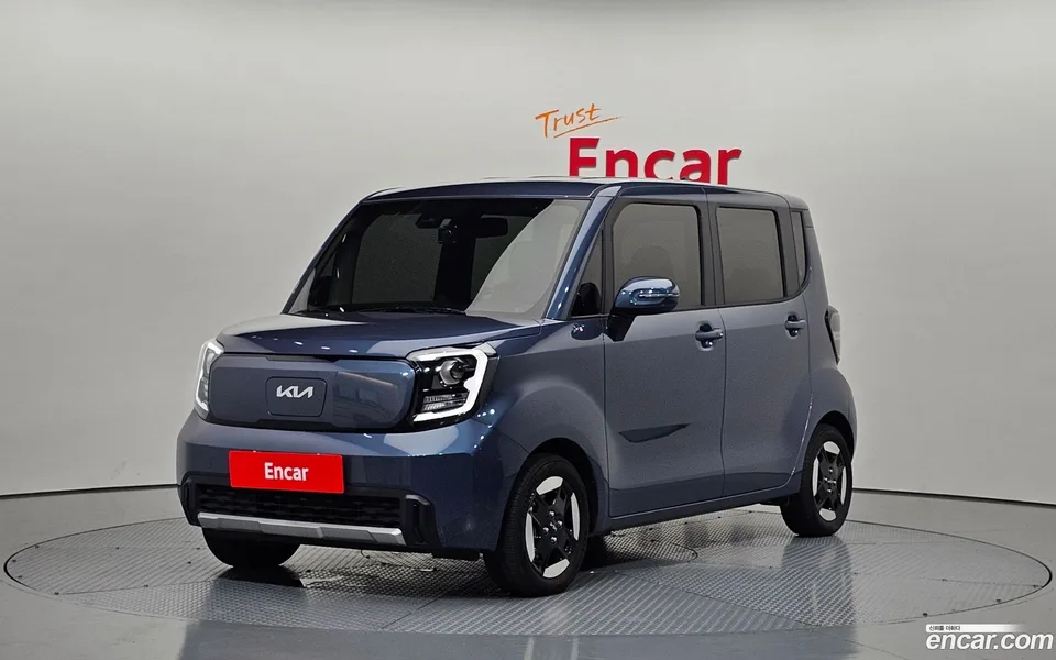 Kia Ray EV 2023 — photo 1, buy with delivery to Moscow