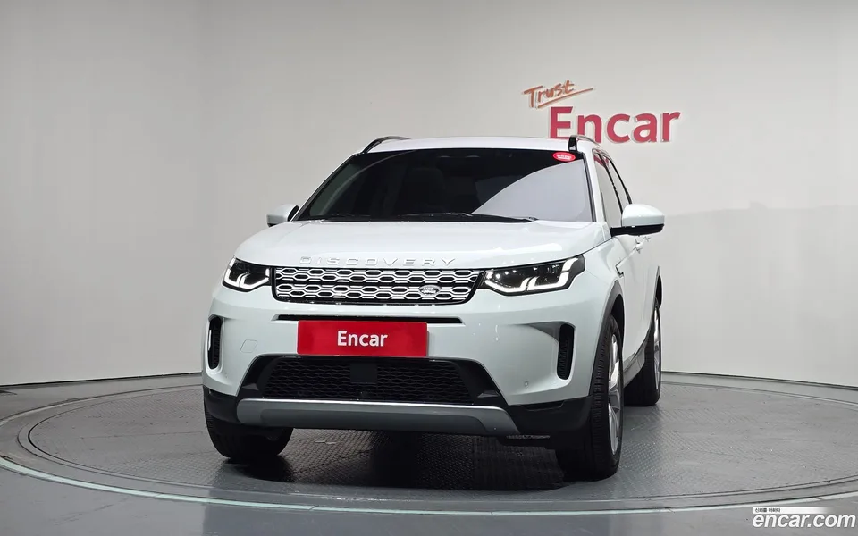 Land Rover Discovery Sport P250 SE 2023 — thumbnail 3