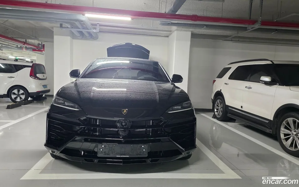 Lamborghini Urus 4.0 V8 SE 2026 — thumbnail 4