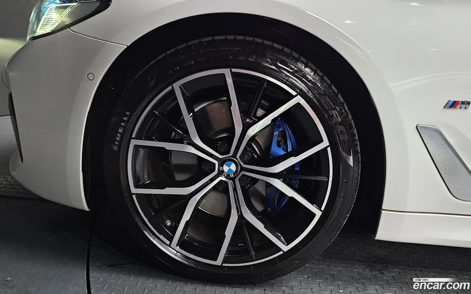 BMW 5 Series 530i M 2023 — thumbnail 5