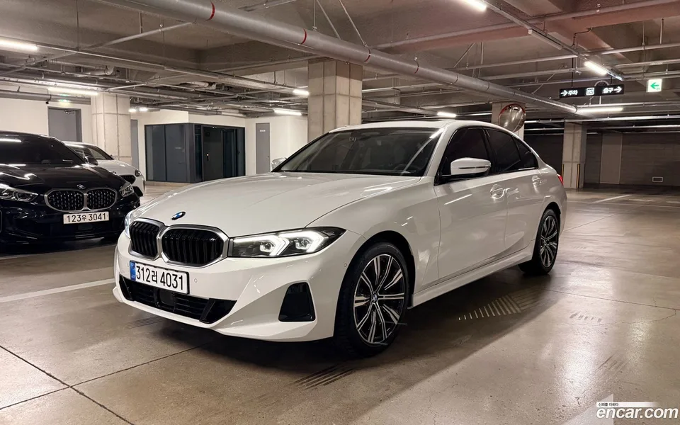 BMW 3 Series 320i 2025 — фото 1, купить с доставкой в Москву