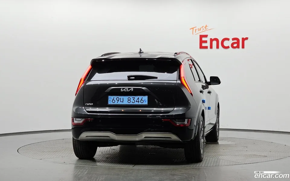 Kia Niro EV 2023 — thumbnail 4