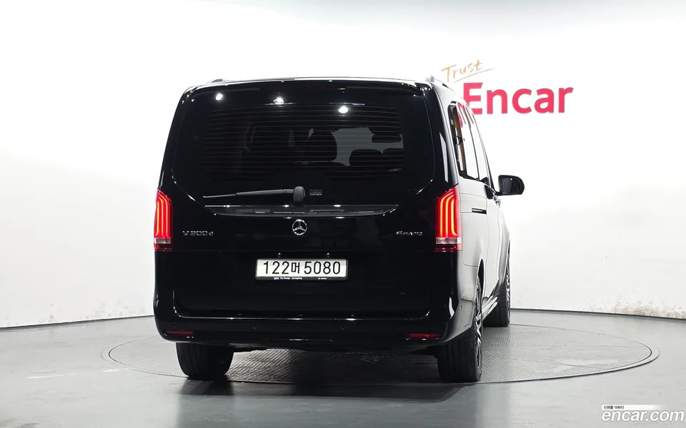 Mercedes-Benz V-Class V300 CDI 2022 — thumbnail 4