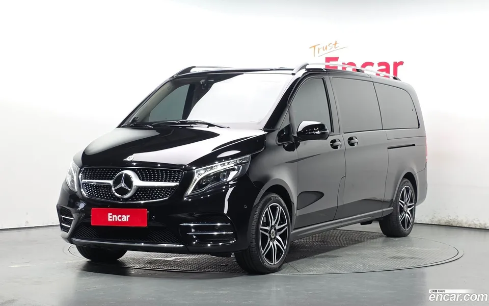 Mercedes-Benz V-Class V300 CDI 2022 — photo 1, buy with delivery to Moscow