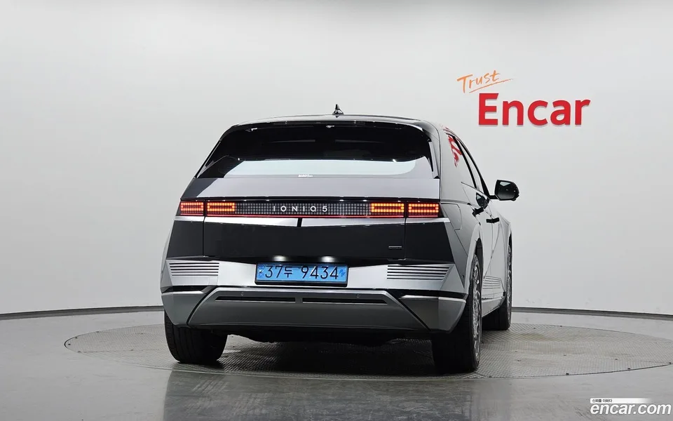 Hyundai Ioniq 5 AWD 2024 — thumbnail 4