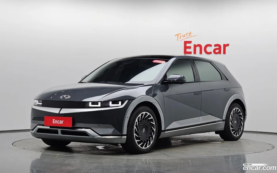 Hyundai Ioniq 5 AWD 2024 — photo 1, buy with delivery to Moscow